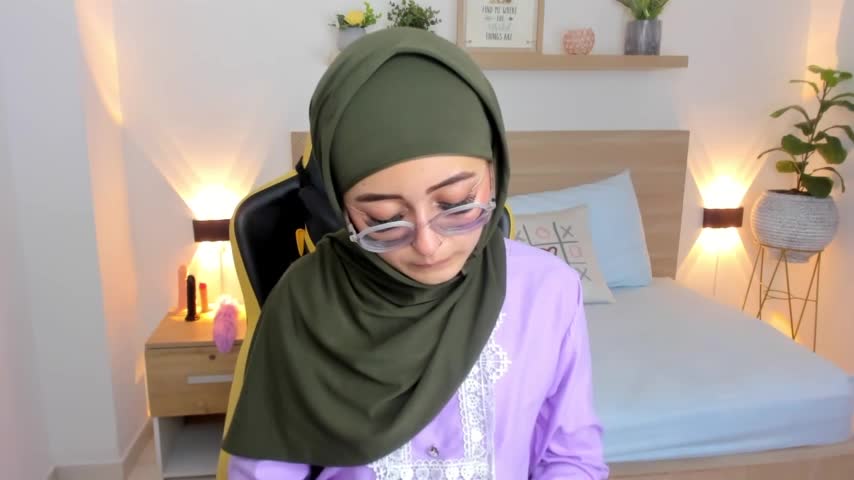 aysel_elid - Stripchat webcam show • Wednesday, October 4, 2023 #Fingering #Arab #Striptease